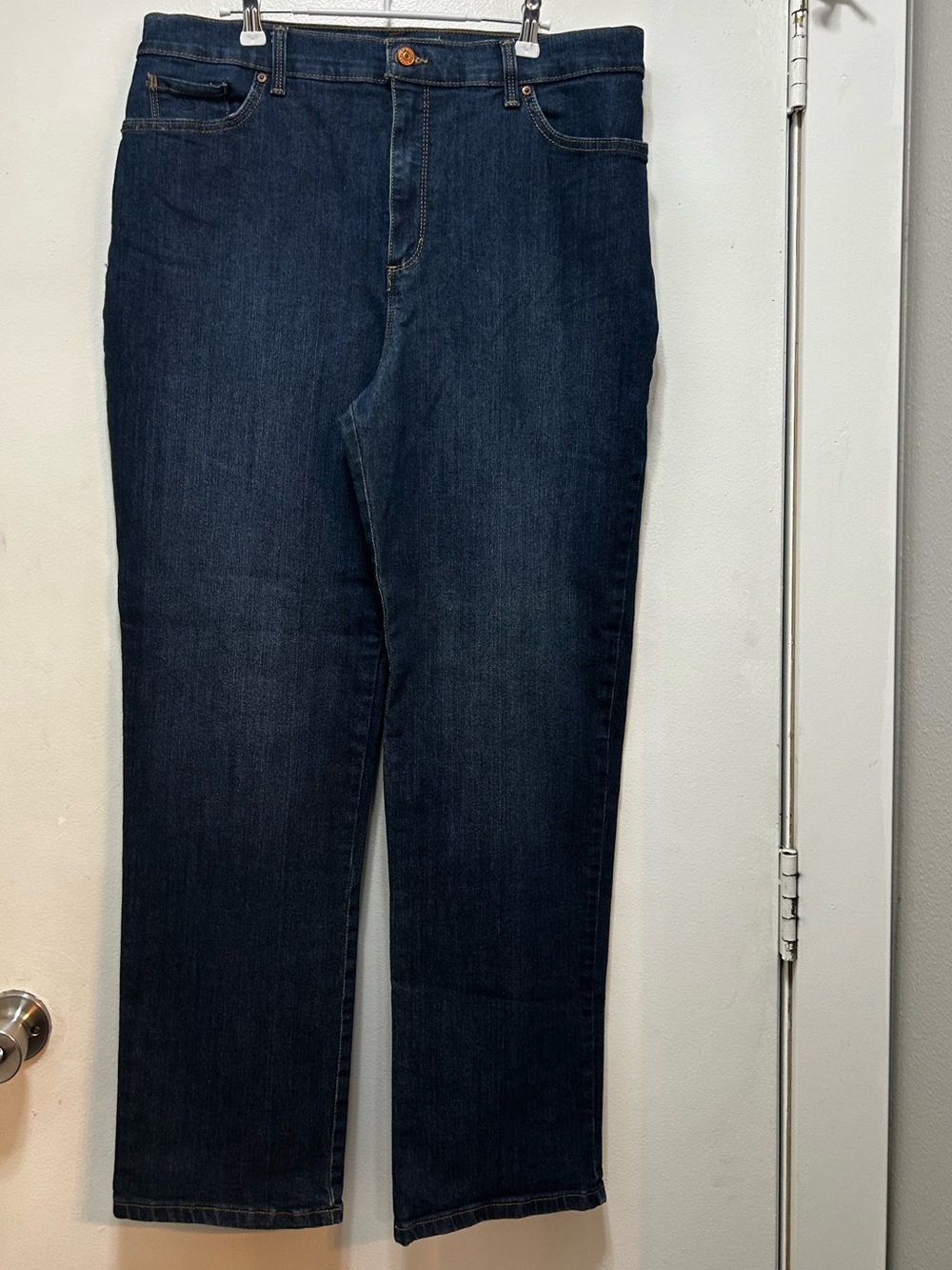 Gloria Vanderbilt Dark Blue Straight Leg Jeans